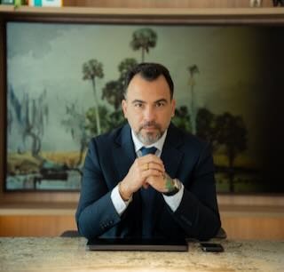 Luiz Bandeira, Advogado Internacional